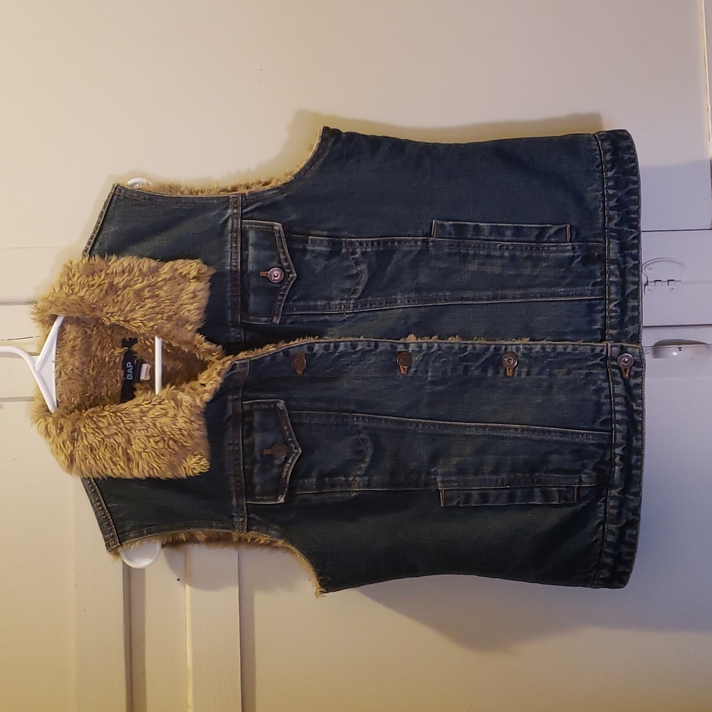 Gap size L lined denim vest with pockets